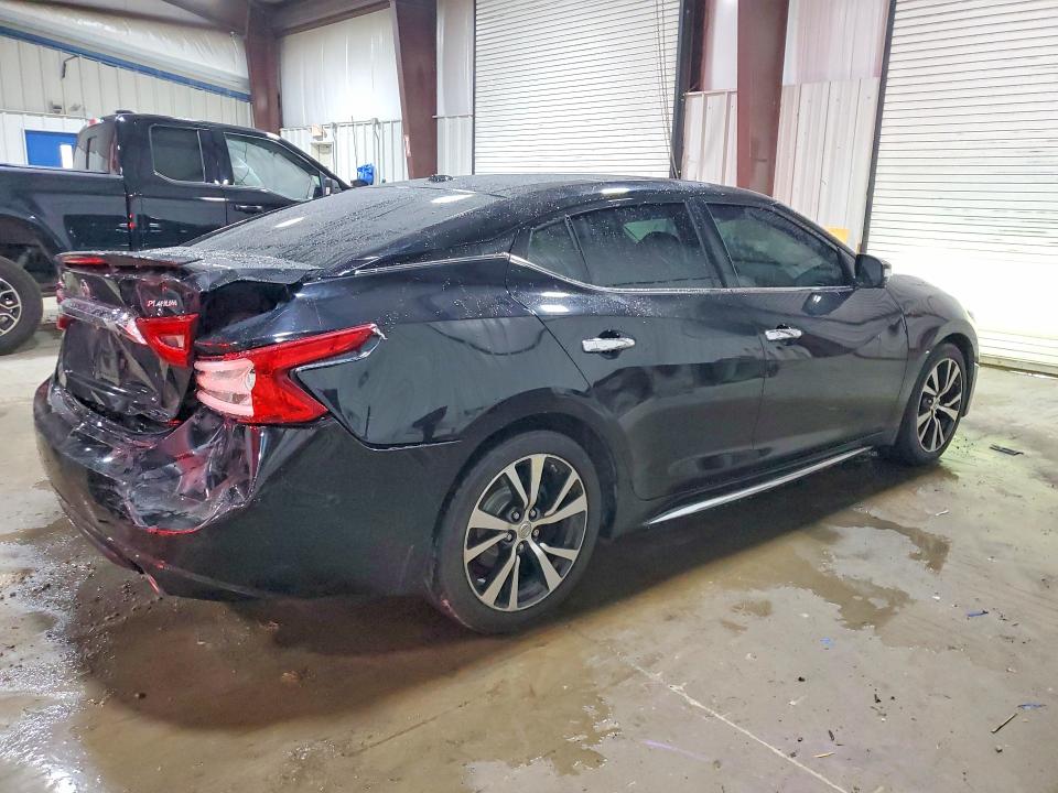 Photo 3 from auction – 2017 NISSAN MAXIMA with VIN 1N4AA6AP0HC362801