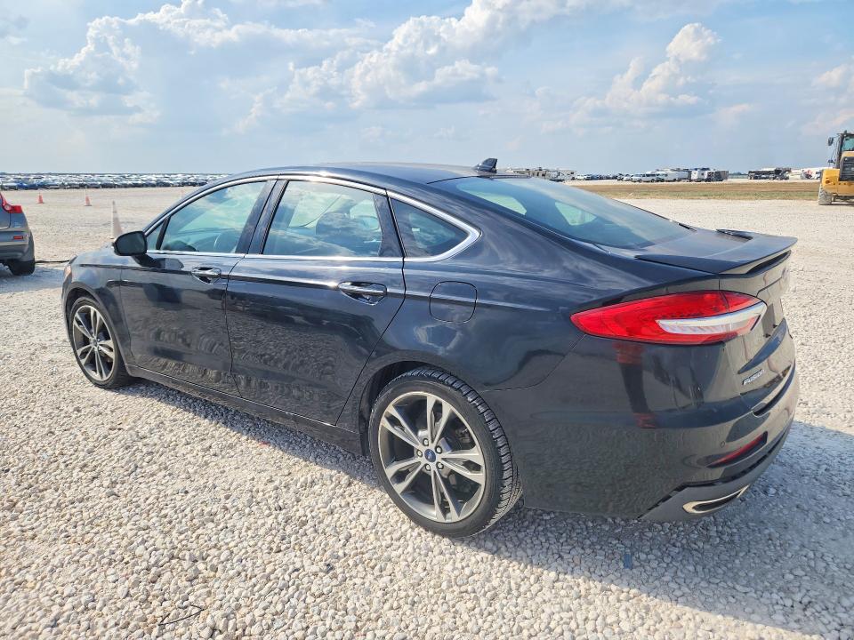 Photo 2 from auction – 2020 FORD FUSION with VIN 3FA6P0D9XLR153204