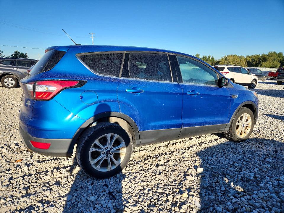 صورة رقم 3 من المزاد - 2017 FORD ESCAPE مع VIN 1FMCU9GD1HUD93019