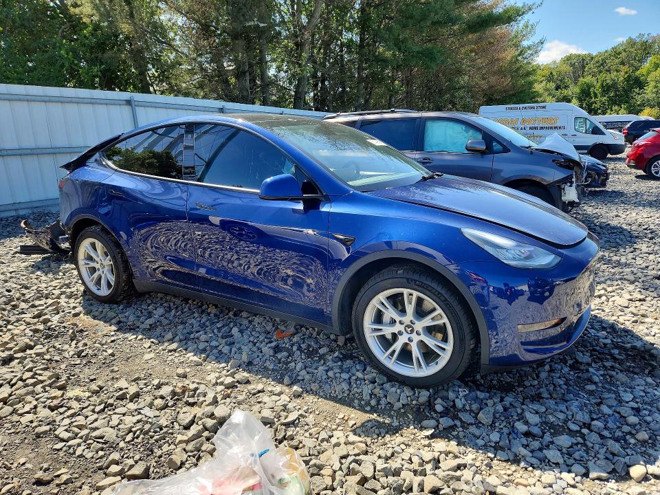 Foto 4 de la subasta – 2021 TESLA MODEL Y con VIN 5YJYGDEE6MF196804