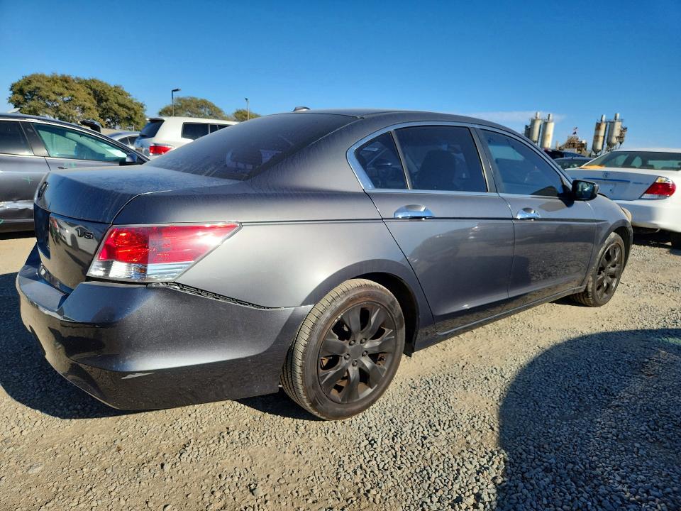 Photo 3 from auction – 2009 HONDA ACCORD with VIN 1HGCP36839A021389