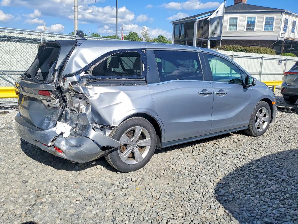 Снимка 3 от търг – 2020 HONDA ODYSSEY с VIN 5FNRL6H71LB055016