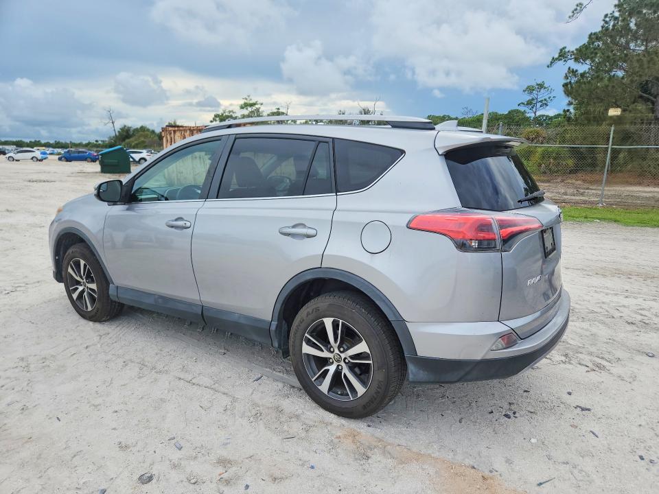 Photo 2 from auction – 2017 TOYOTA RAV4 with VIN 2T3WFREVXHW335646