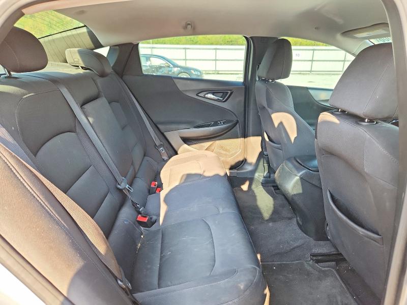 Photo 10 from auction – 2017 CHEVROLET MALIBU with VIN 1G1ZB5ST8HF227296