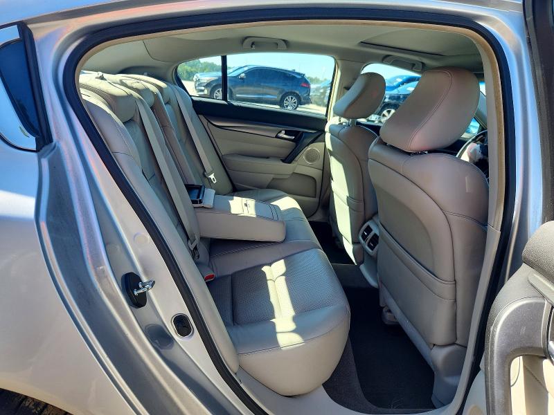 Photo 10 from auction – 2012 ACURA TL with VIN 19UUA8F57CA021573