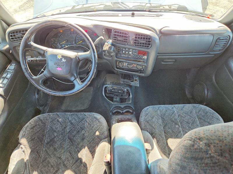 Снимка 8 от търг – 2001 CHEVROLET S TRUCK с VIN 1GCDT13W51K160329