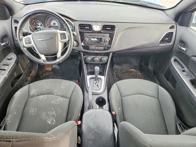 Photo 8 from auction – 2011 CHRYSLER 200 with VIN 1C3BC1FB3BN603291