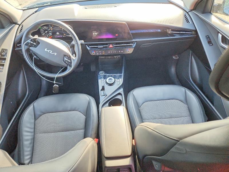 Photo 8 from auction – 2023 KIA NIRO with VIN KNDCR3L1XP5045954