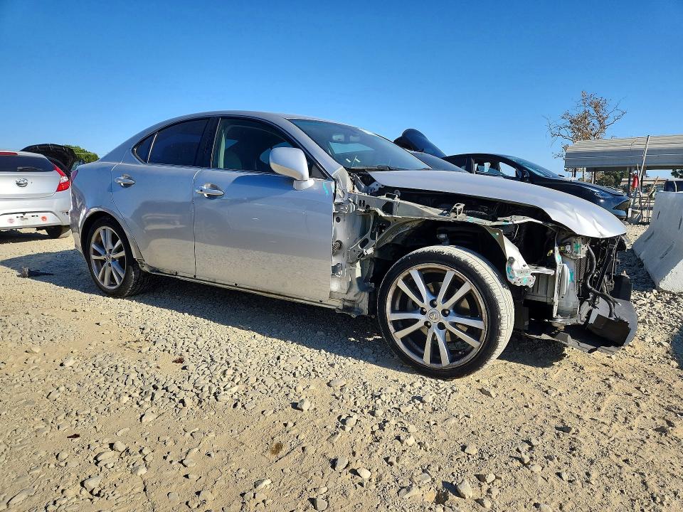 Photo 4 from auction – 2007 LEXUS IS 250 with VIN JTHBK262072045878