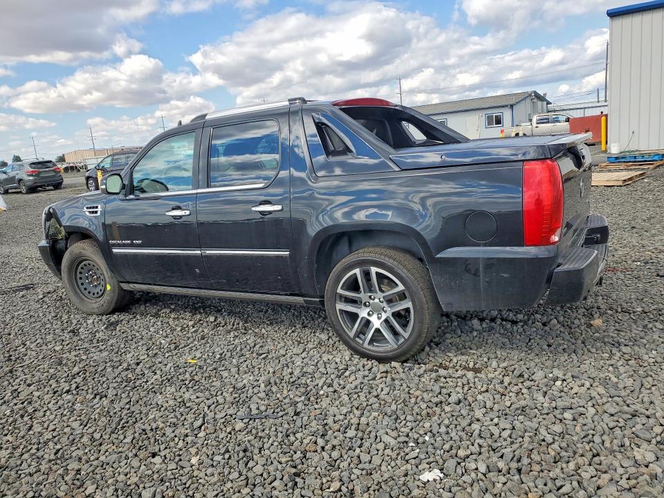 Photo 2 from auction – 2011 CADILLAC ESCALADE with VIN 3GYT4NEF5BG284021