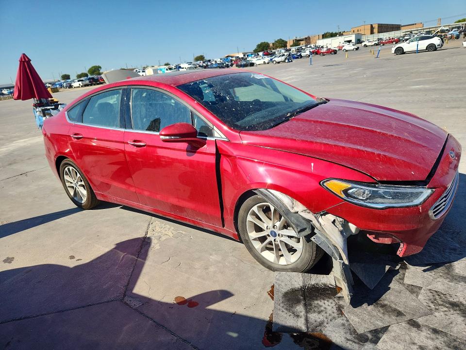 Photo 4 from auction – 2020 FORD FUSION with VIN 3FA6P0MU2LR266357