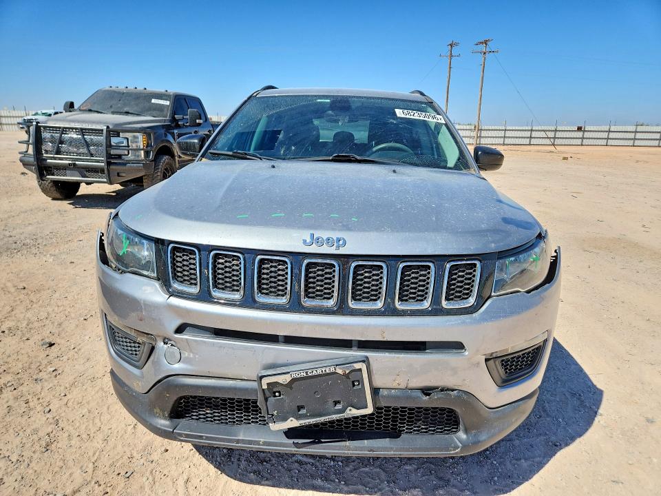 Photo 5 from auction – 2018 JEEP COMPASS with VIN 3C4NJCAB2JT368902