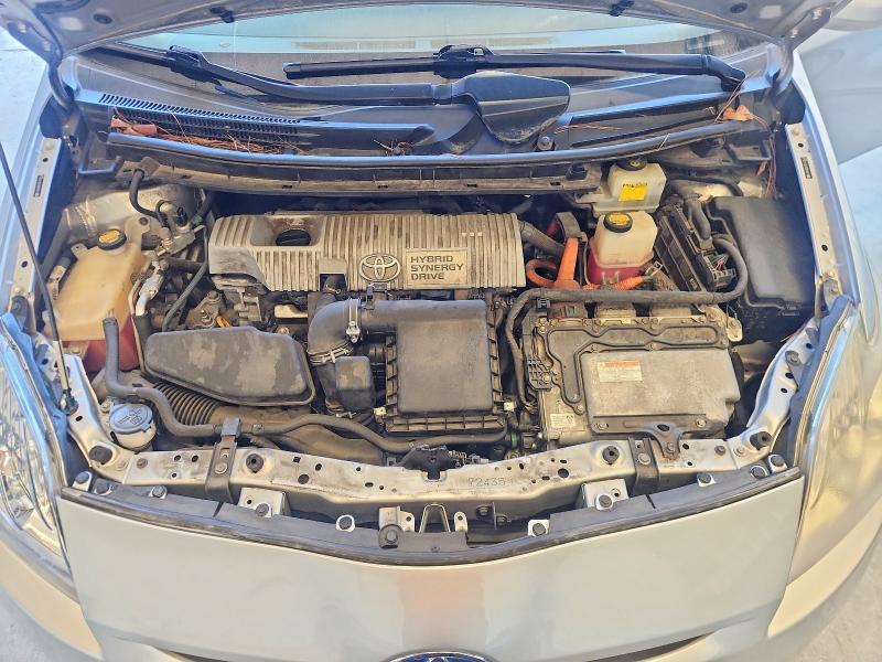 Photo 11 from auction – 2011 TOYOTA PRIUS with VIN JTDKN3DU7B1472623