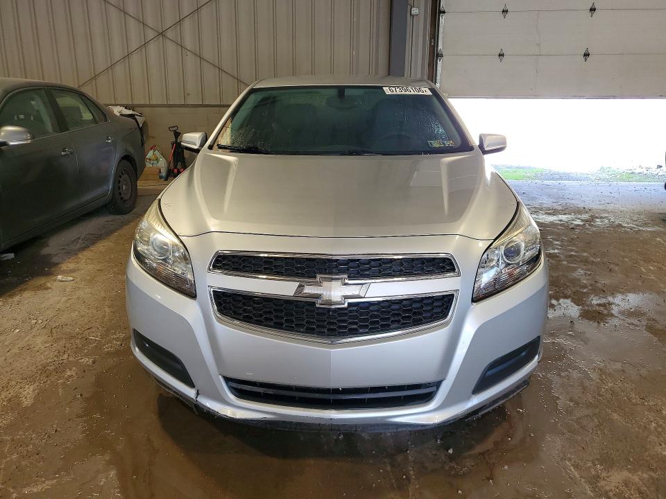 Photo 5 from auction – 2013 CHEVROLET MALIBU with VIN 1G11C5SA4DU108563