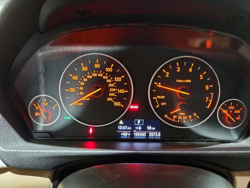 Zdjęcie 9 z aukcji – 2015 BMW 320 z VIN WBA3C3C53FK201723