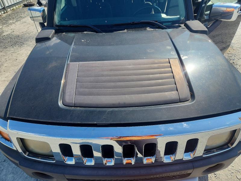 Photo 11 from auction – 2008 HUMMER H3 with VIN 5GTEN13E988109762