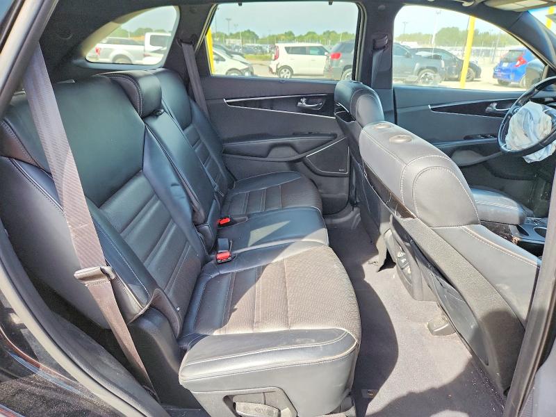 Zdjęcie 11 z aukcji – 2018 KIA SORENTO z VIN 5XYPKDA56JG389975