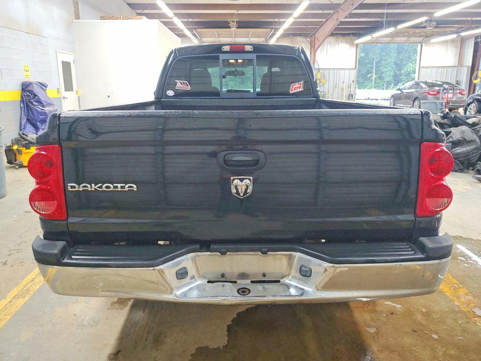 Photo 6 from auction – 2005 DODGE DAKOTA with VIN 1D7HE22K85S271310