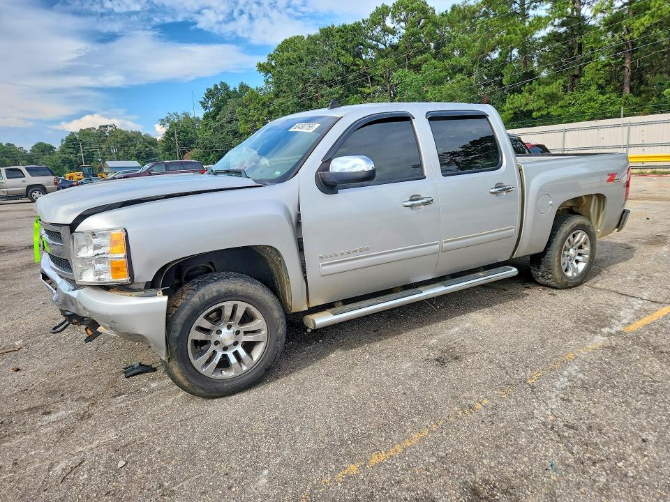 CHEVROLET SILVERADO 2011 with VIN 3GCPKSE37BG332684 - Photo from auction