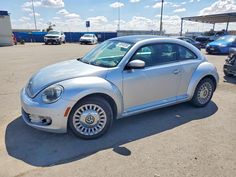2013 VOLKSWAGEN BEETLE