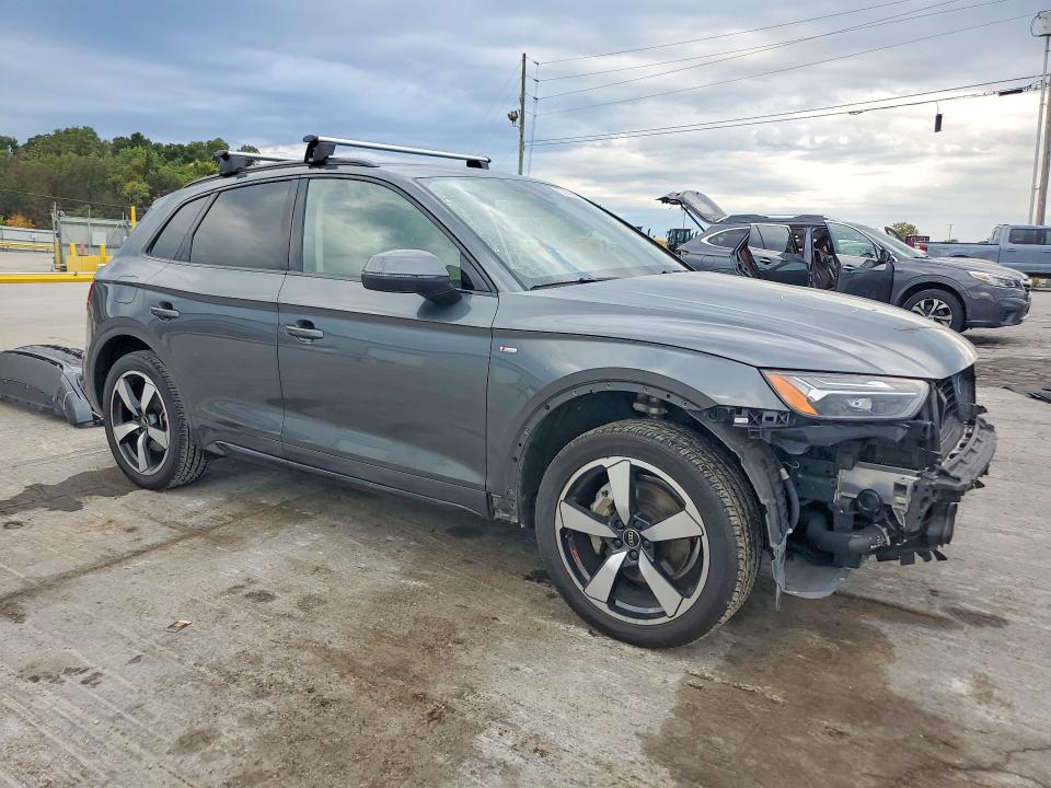 Photo 4 from auction – 2022 AUDI Q5 with VIN WA1EAAFYXN2090284