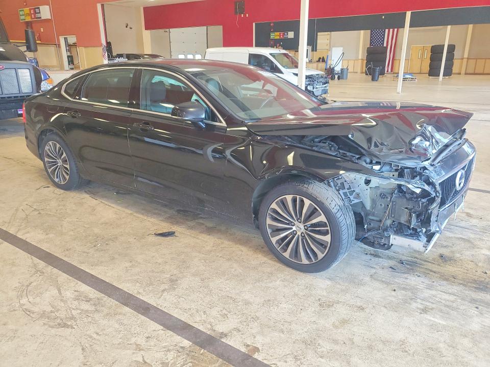 Zdjęcie 4 z aukcji – 2020 VOLVO S90 z VIN LVYA22MK6LP178005
