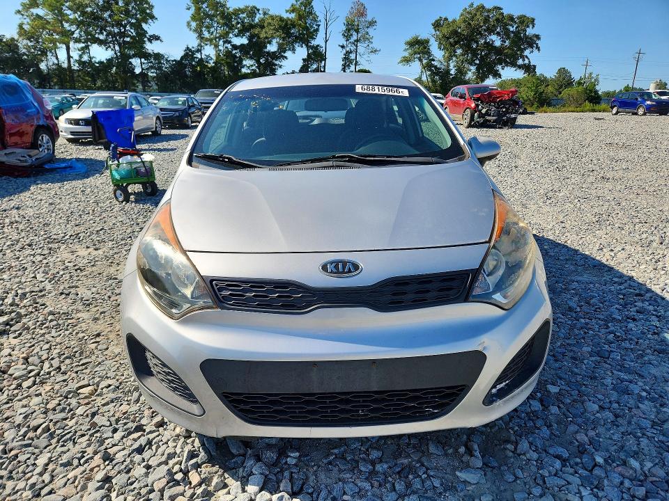 Photo 5 from auction – 2013 KIA RIO with VIN KNADM5A36D6128383