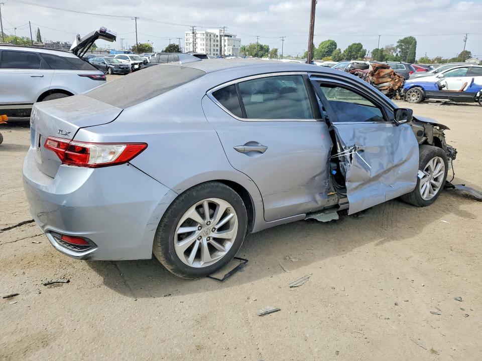 Photo 3 from auction – 2016 ACURA ILX with VIN 19UDE2F34GA019401