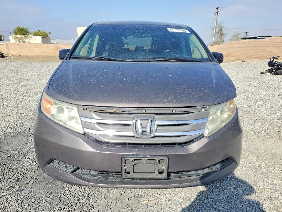 Снимка 5 от търг – 2011 HONDA ODYSSEY с VIN 5FNRL5H64BB103933