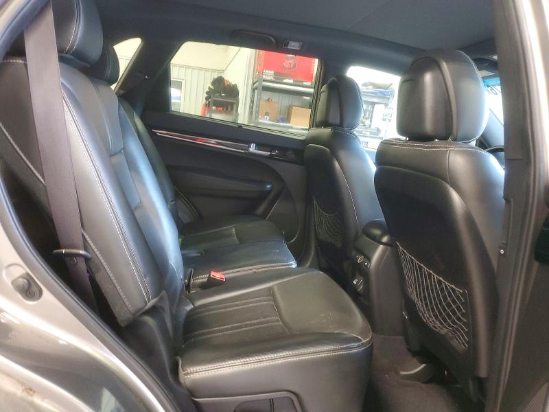 Снимка 11 от търг – 2015 KIA SORENTO с VIN 5XYKW4A72FG593342