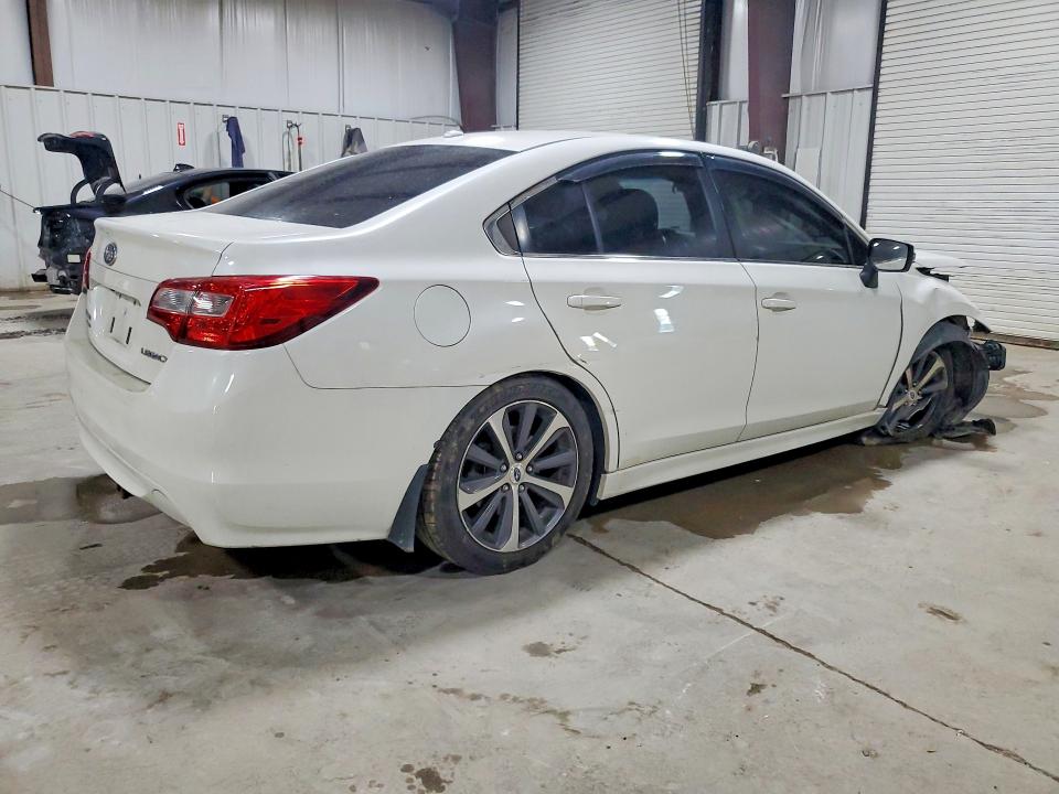 Photo 3 from auction – 2015 SUBARU LEGACY with VIN 4S3BNBJ66F3008507