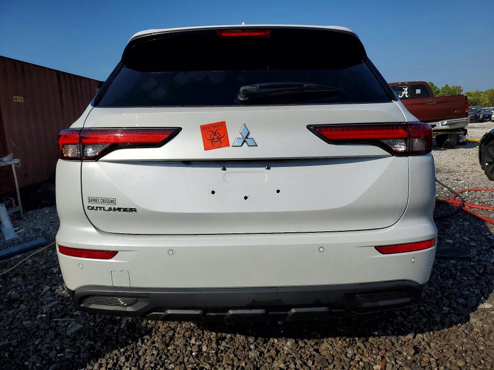 Photo 6 from auction – 2023 MITSUBISHI OUTLANDER with VIN JA4J3TA83PZ014895