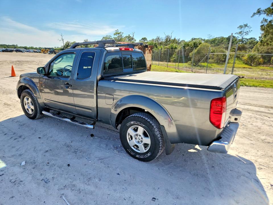 Photo 2 from auction – 2006 NISSAN FRONTIER with VIN 1N6AD06W36C447527