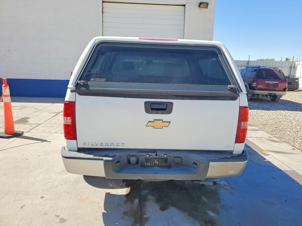 Снимка 6 от търг – 2008 CHEVROLET SILVERADO с VIN 2GCEK13C681154062