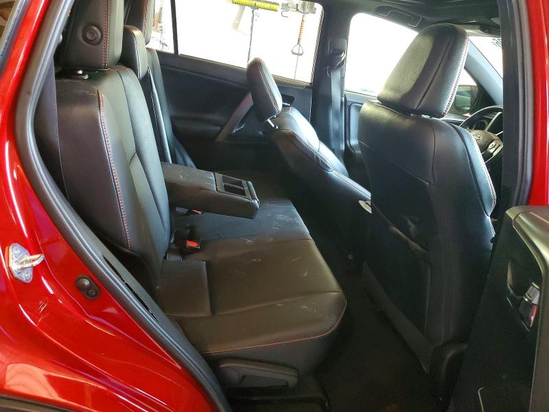 Photo 11 from auction – 2016 TOYOTA RAV4 with VIN 2T3JFREV2GW530942
