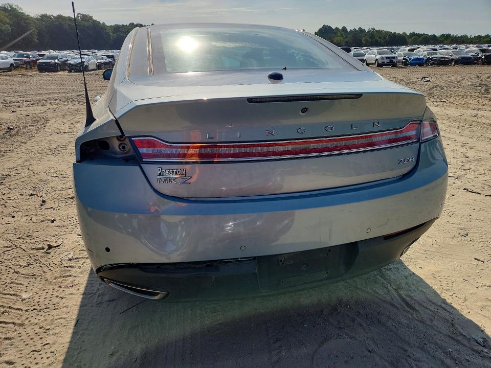 Foto 6 de la subasta – 2014 LINCOLN MKZ con VIN 3LN6L2LU4ER811251