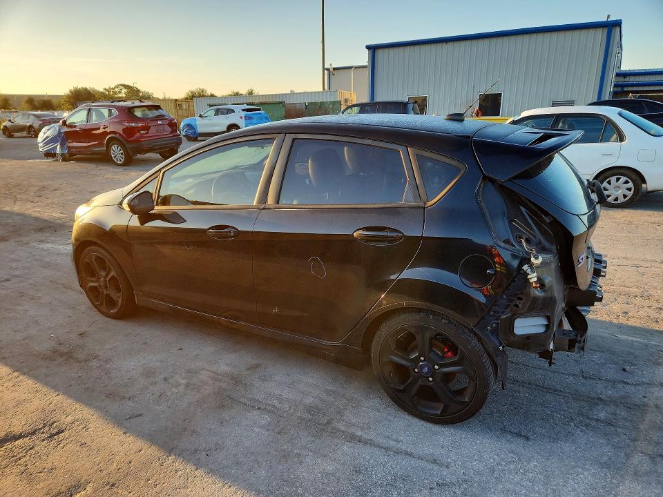Photo 2 from auction – 2016 FORD FIESTA with VIN 3FADP4GX0GM178561