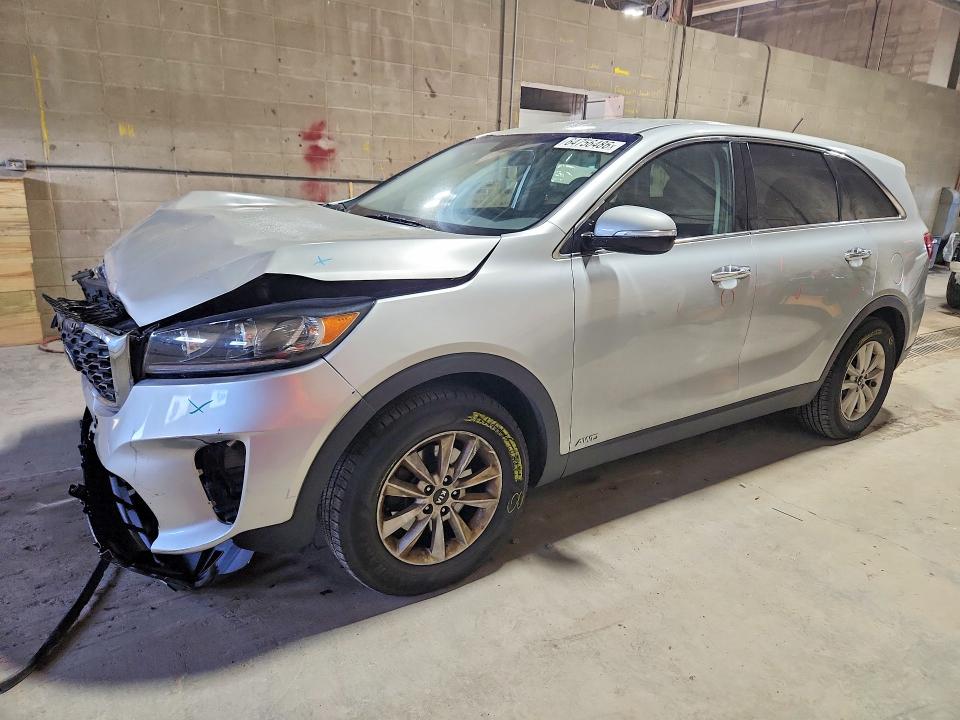 KIA SORENTO 2019 with VIN 5XYPGDA51KG472846 - Photo from auction