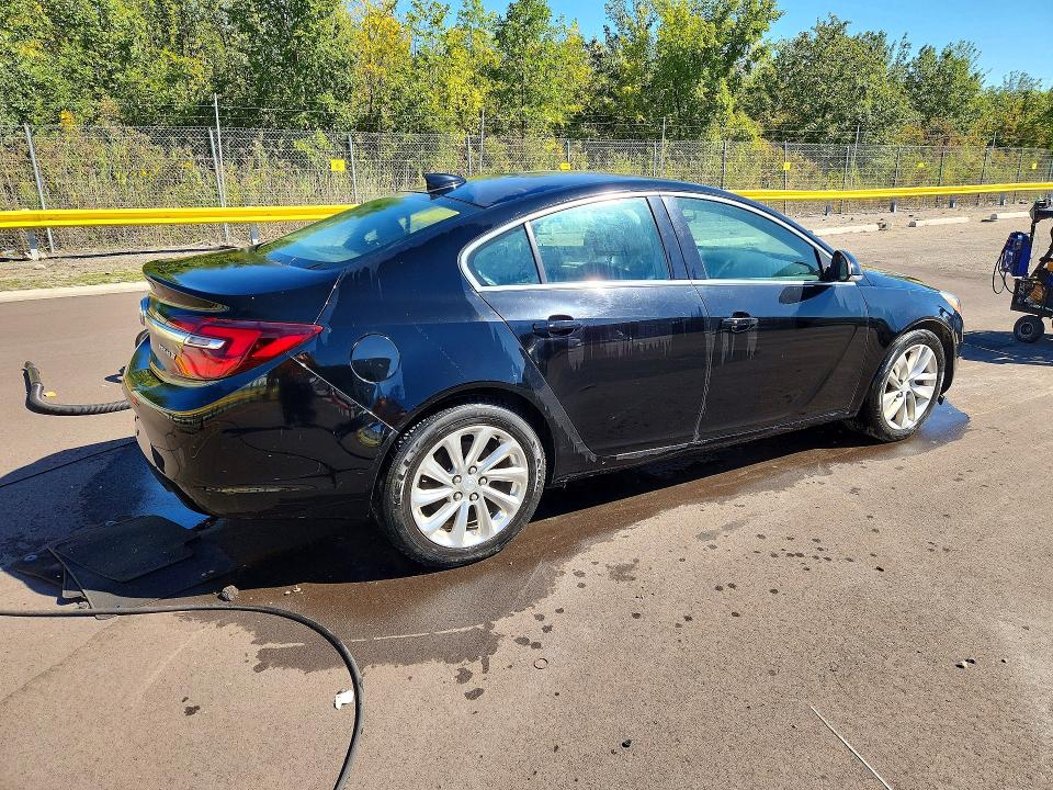 Zdjęcie 3 z aukcji – 2017 BUICK REGAL z VIN 2G4GR5GX4H9158925