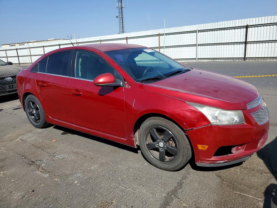 Photo 4 from auction – 2013 CHEVROLET CRUZE with VIN 1G1PC5SB2D7267146