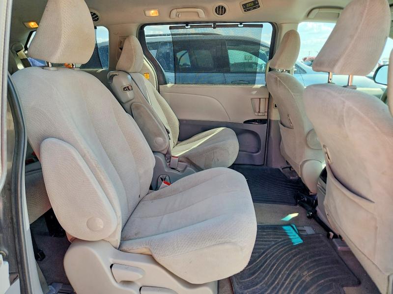 صورة رقم 11 من المزاد - 2013 TOYOTA SIENNA مع VIN 5TDKK3DC2DS301073