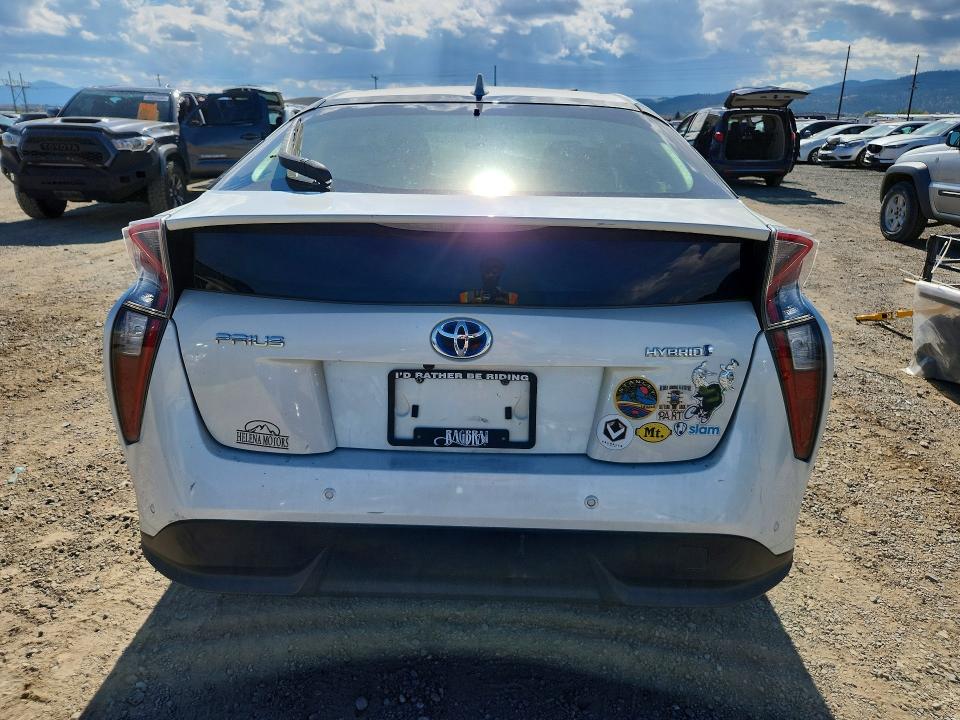 Photo 6 from auction – 2017 TOYOTA PRIUS with VIN JTDKARFU0H3048063