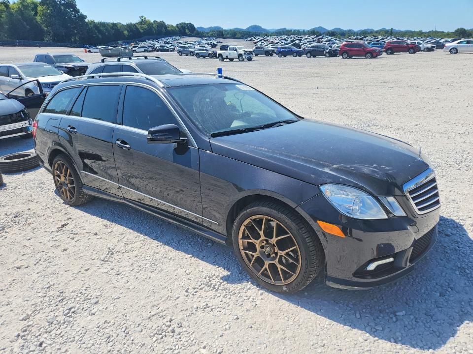Photo 4 from auction – 2011 MERCEDES-BENZ E with VIN WDDHH8HB7BA504743