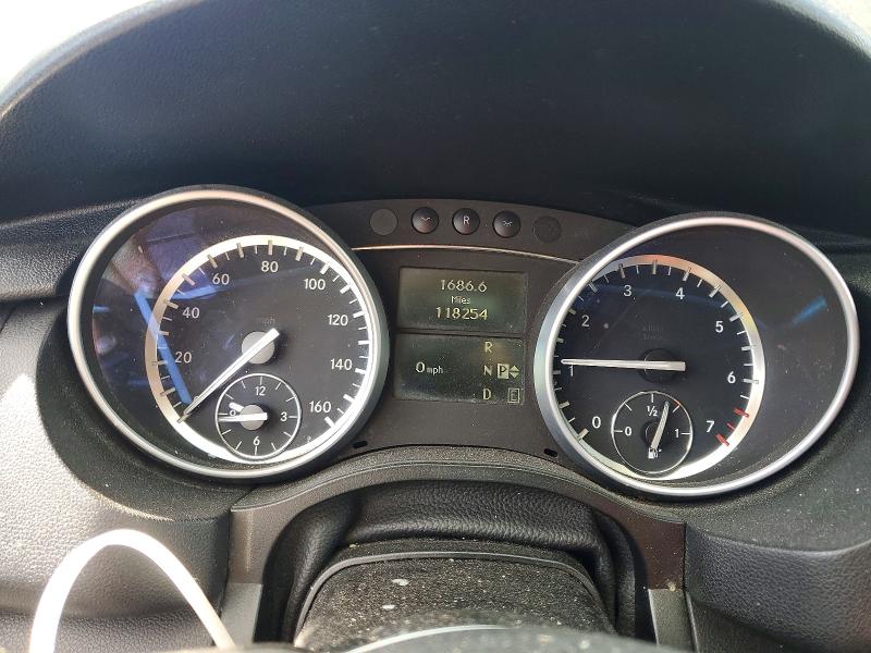 Photo 9 from auction – 2011 MERCEDES-BENZ R with VIN 4JGCB6FEXBA113587
