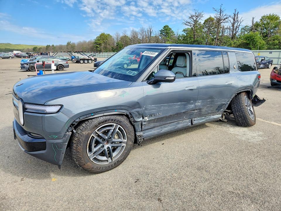 2025 RIVIAN R1S - Търг №68506966