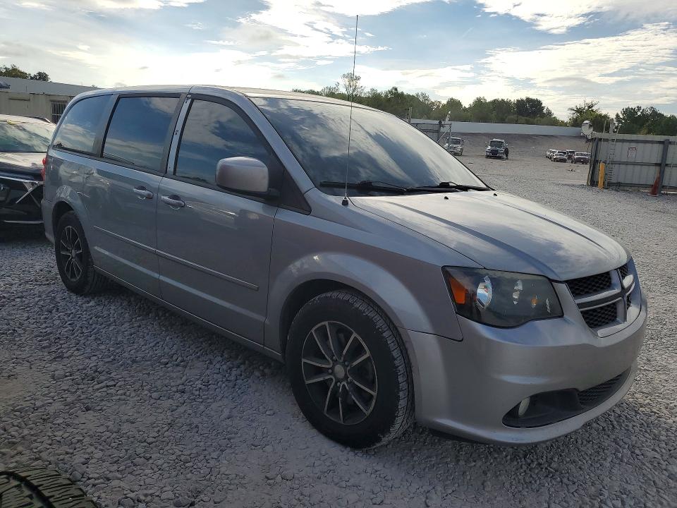 Photo 4 from auction – 2015 DODGE GRAND CARAVAN with VIN 2C4RDGEG4FR598196