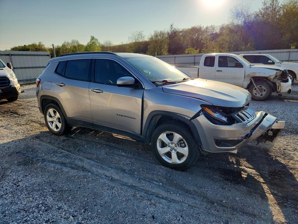 Zdjęcie 4 z aukcji – 2018 JEEP COMPASS z VIN 3C4NJCBB0JT407808