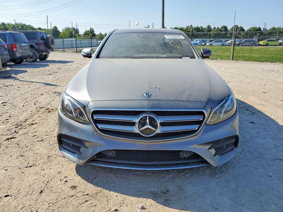 Photo 5 from auction – 2019 MERCEDES-BENZ E with VIN WDDZF4JB2KA673453