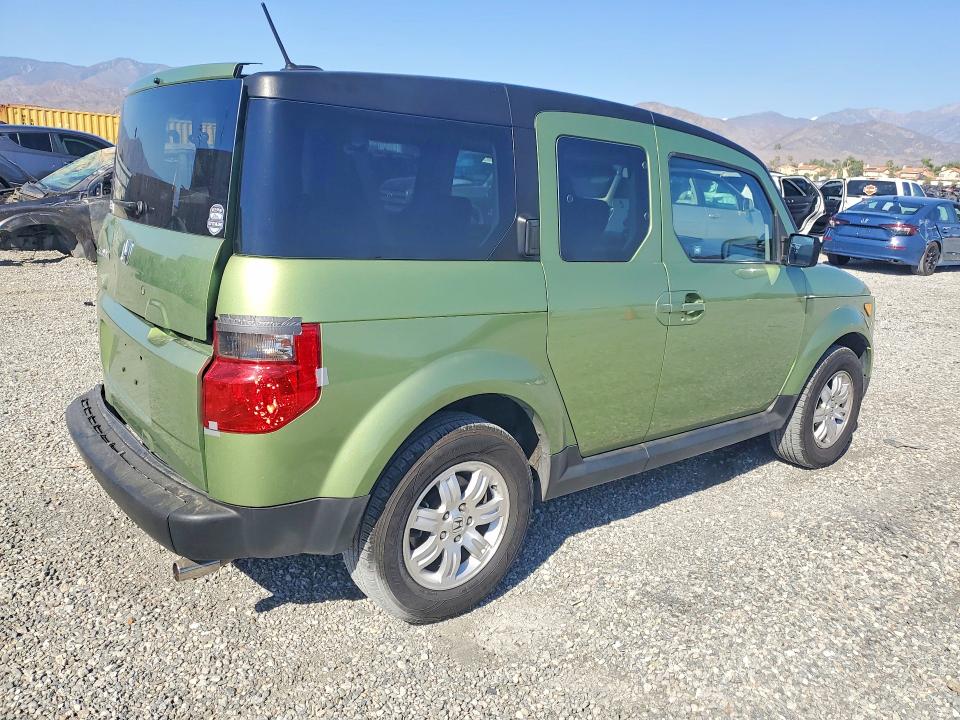 Photo 3 from auction – 2006 HONDA ELEMENT with VIN 5J6YH177X6L013358