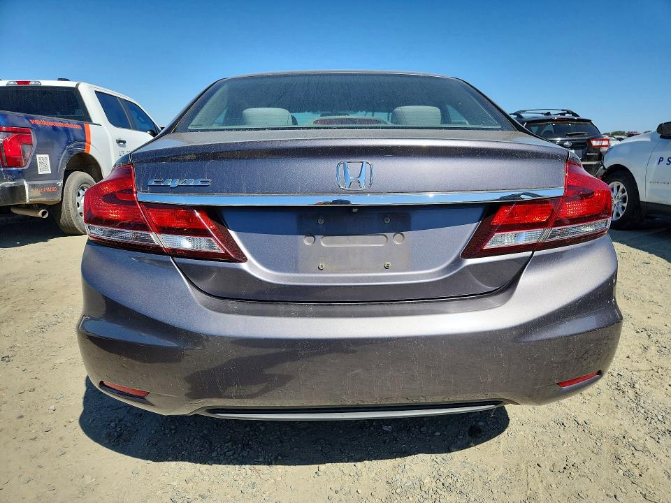 Foto 6 de la subasta – 2015 HONDA CIVIC con VIN 19XFB2F58FE249407